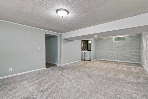 Tiny photo for 101 24th Avenue Court, Moline, IL 61265 (MLS # 12714683)
