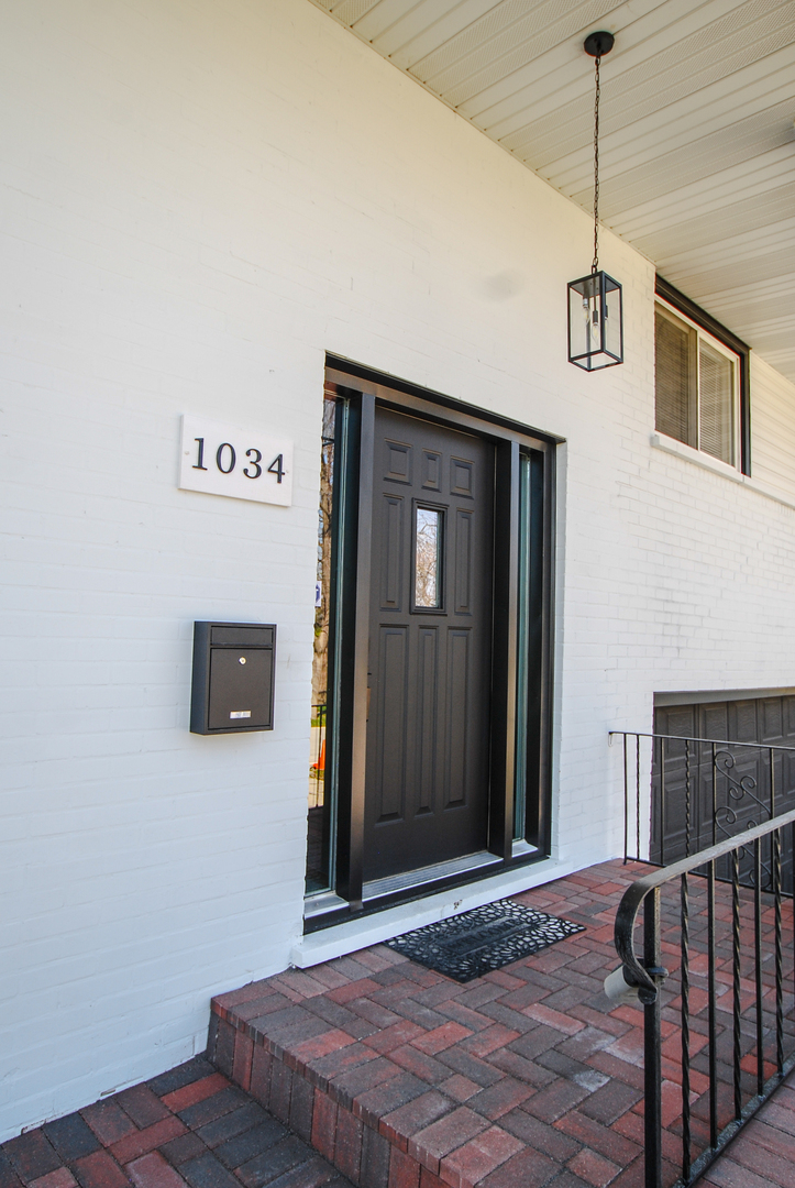 1034 Forest Lane