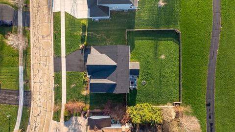 Tiny photo for 13008 Timber Wood Circle, Plainfield, IL 60585 (MLS # 12617422)