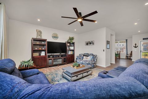 Tiny photo for 13008 Timber Wood Circle, Plainfield, IL 60585 (MLS # 12617422)