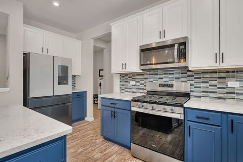 Tiny photo for 13008 Timber Wood Circle, Plainfield, IL 60585 (MLS # 12617422)