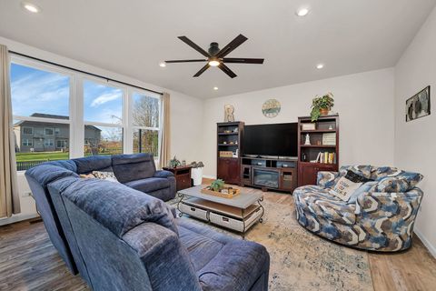 Tiny photo for 13008 Timber Wood Circle, Plainfield, IL 60585 (MLS # 12617422)