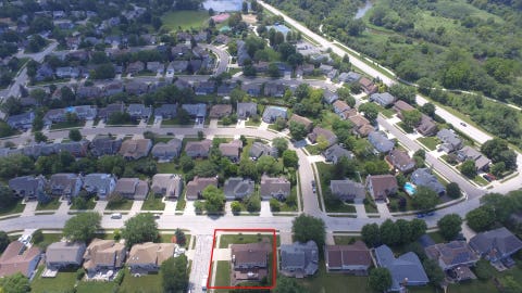 Tiny photo for 27W390 Waterford Drive, Winfield, IL 60190 (MLS # 12721649)