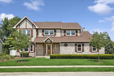 Photo of 27W390 Waterford Drive, Winfield, IL 60190 (MLS # 12721649)