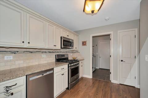 Tiny photo for 8233 Pecan Place, Frankfort, IL 60423 (MLS # 12674711)
