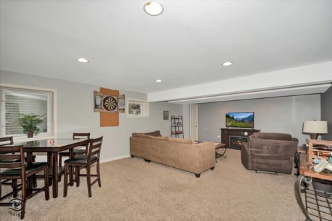 Tiny photo for 8233 Pecan Place, Frankfort, IL 60423 (MLS # 12674711)