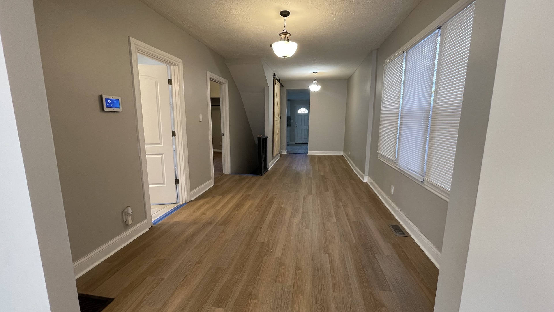 Chicago, Illinois 60637, United States, 3 Bedrooms Bedrooms, ,2 BathroomsBathrooms,Residential,Active,252559