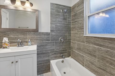 Tiny photo for 6511 S Vernon Avenue, Chicago, IL 60637 (MLS # 12529110)