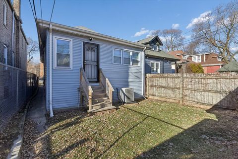 Tiny photo for 6511 S Vernon Avenue, Chicago, IL 60637 (MLS # 12529110)