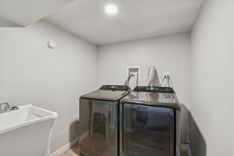 Tiny photo for 6511 S Vernon Avenue, Chicago, IL 60637 (MLS # 12529110)