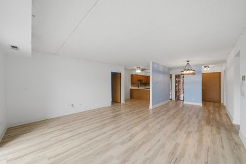 Tiny photo for 7414 W Irving Park Road #305, Norridge, IL 60706 (MLS # 12686533)