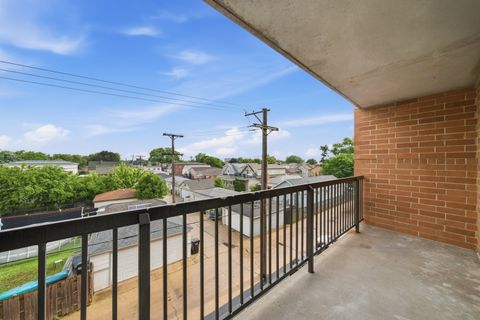 Tiny photo for 7414 W Irving Park Road #305, Norridge, IL 60706 (MLS # 12686533)