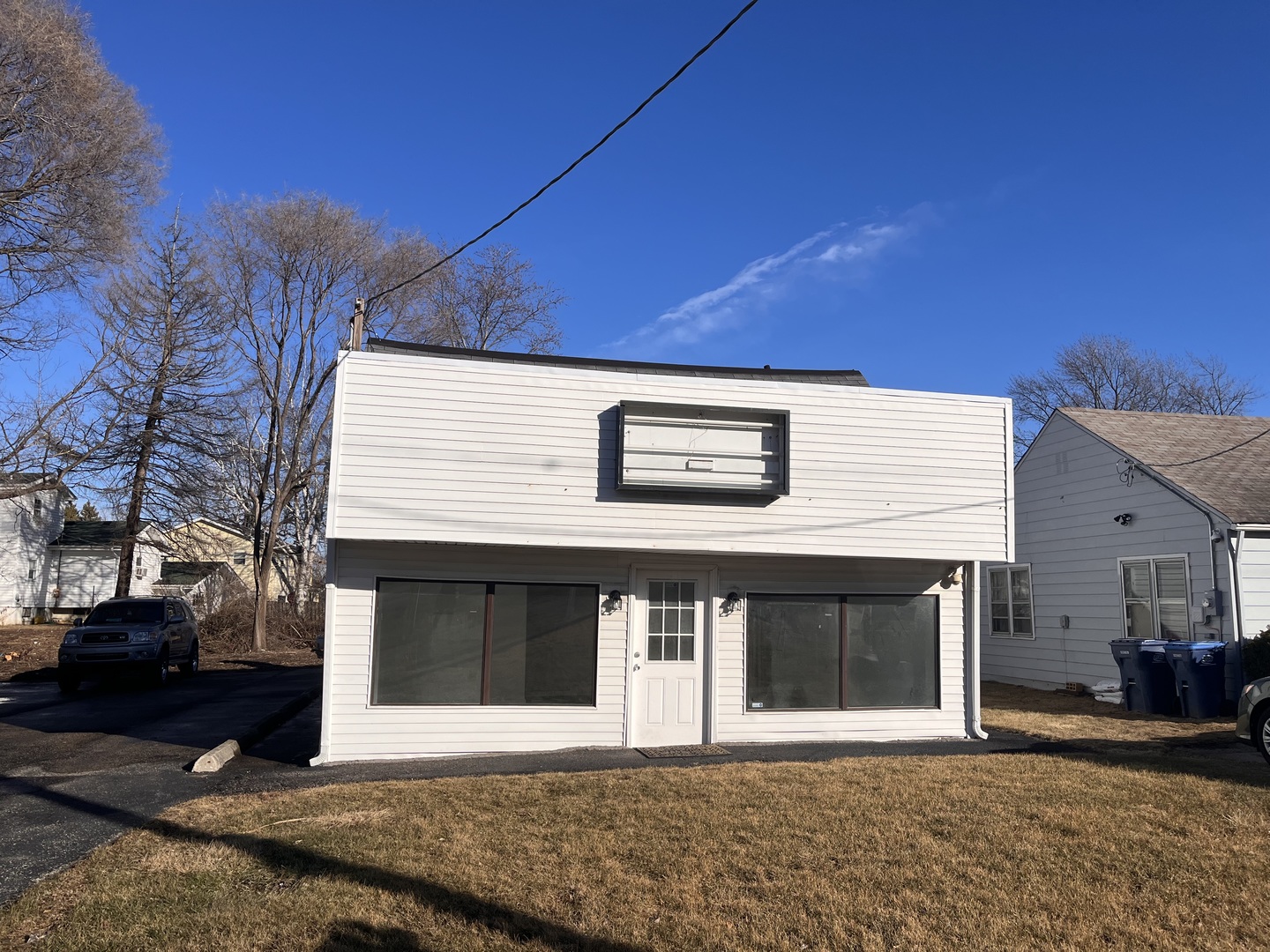 2435 Green Bay Road 1