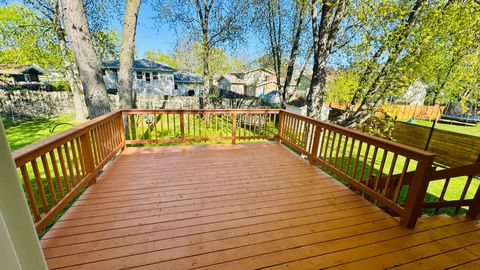 Tiny photo for 527 Northgate Road, Lindenhurst, IL 60046 (MLS # 12462692)