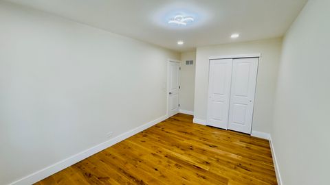 Tiny photo for 527 Northgate Road, Lindenhurst, IL 60046 (MLS # 12462692)