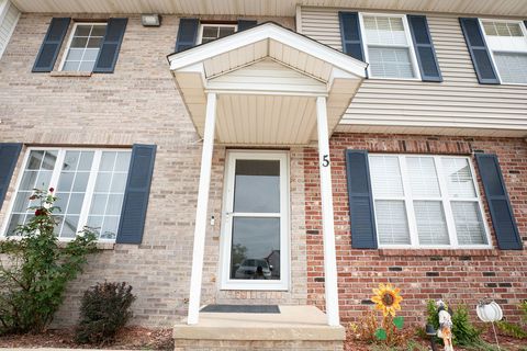 Tiny photo for 31 Fetzer Drive #5, Bloomington, IL 61704 (MLS # 12487962)