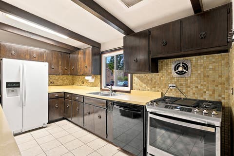 Tiny photo for 700 W Ridge Road, Villa Park, IL 60181 (MLS # 12731823)