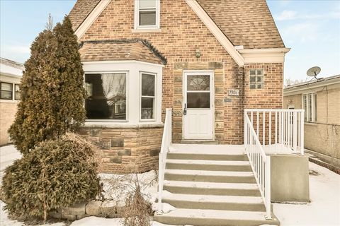Photo of 7306 W Olive Avenue, Chicago, IL 60631 (MLS # 12639421)