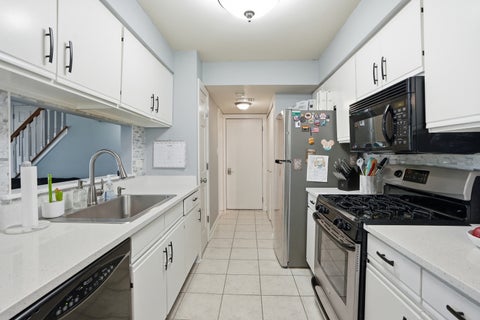 Tiny photo for 16030 84th Avenue, Tinley Park, IL 60487 (MLS # 12643047)