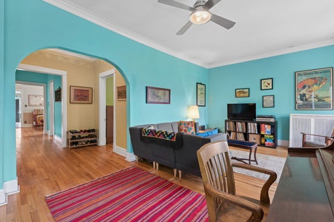 Tiny photo for 1229 W North Shore Avenue #3W, Chicago, IL 60626 (MLS # 12658728)