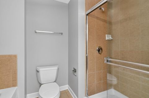 Tiny photo for 865 E 22nd Street #B412, Lombard, IL 60148 (MLS # 12580051)