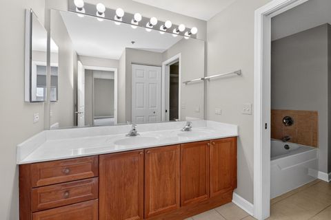 Tiny photo for 865 E 22nd Street #B412, Lombard, IL 60148 (MLS # 12580051)