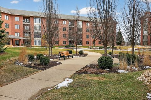 Tiny photo for 865 E 22nd Street #B412, Lombard, IL 60148 (MLS # 12580051)