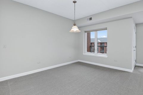 Tiny photo for 865 E 22nd Street #B412, Lombard, IL 60148 (MLS # 12580051)