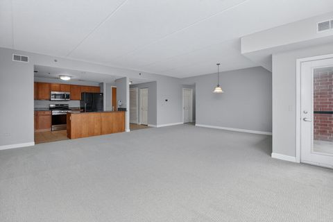 Tiny photo for 865 E 22nd Street #B412, Lombard, IL 60148 (MLS # 12580051)