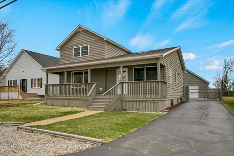 Tiny photo for 6393 Chicago Road, Yorkville, IL 60560 (MLS # 12594145)