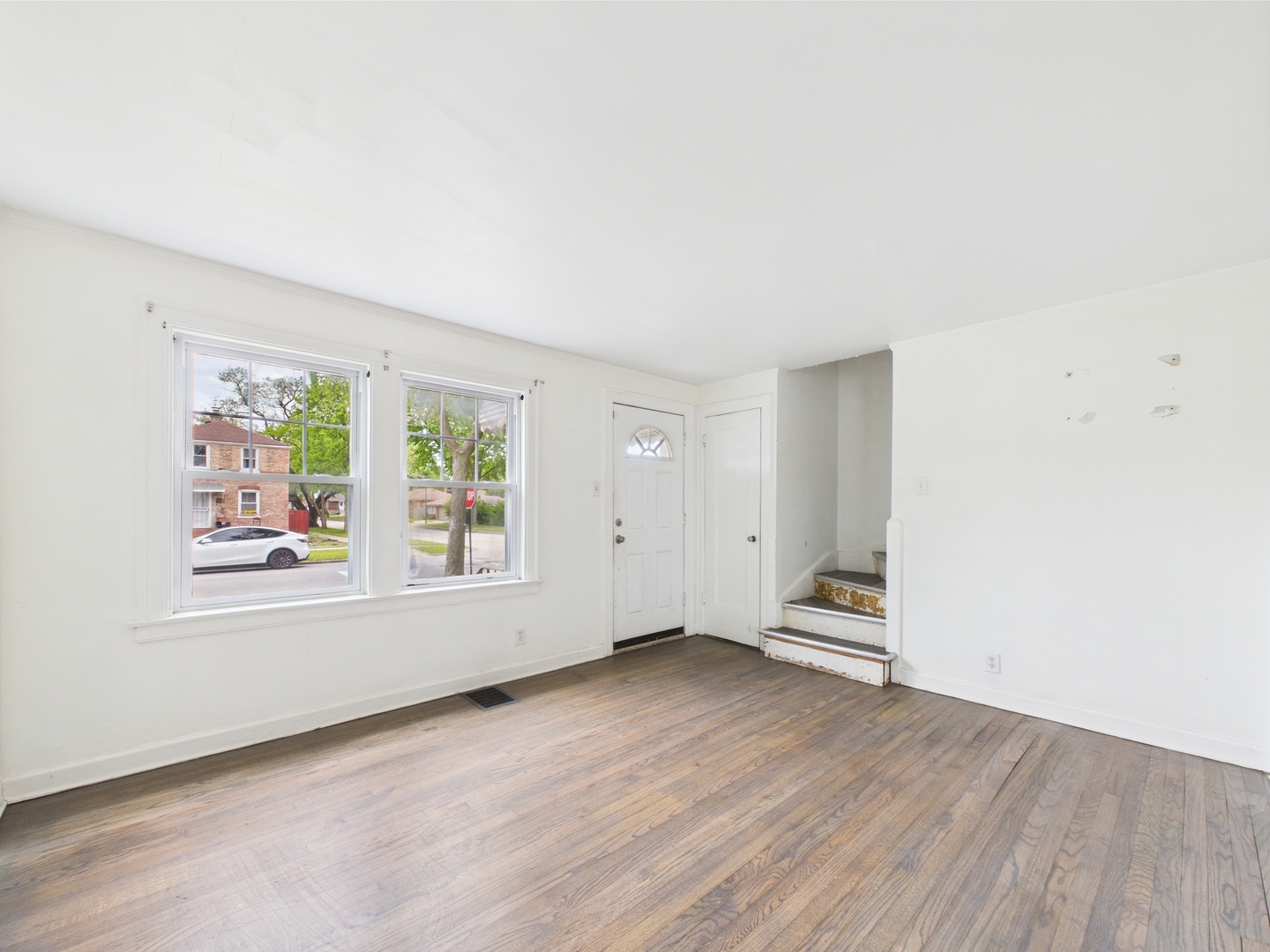 3356 W 84th Street