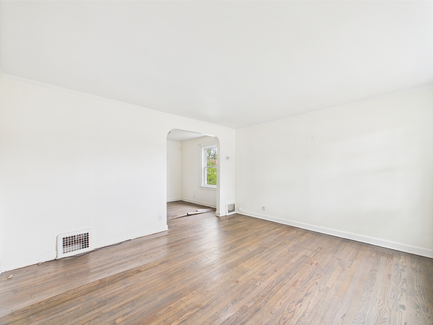 3356 W 84th Street