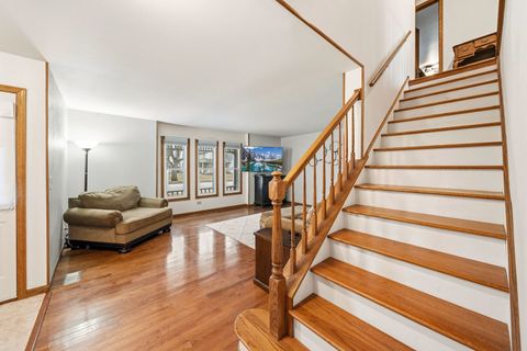 Tiny photo for 2110 Aspen Drive, Algonquin, IL 60102 (MLS # 12572330)