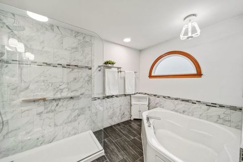 Tiny photo for 2110 Aspen Drive, Algonquin, IL 60102 (MLS # 12572330)