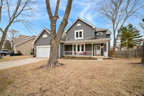 Tiny photo for 2110 Aspen Drive, Algonquin, IL 60102 (MLS # 12572330)