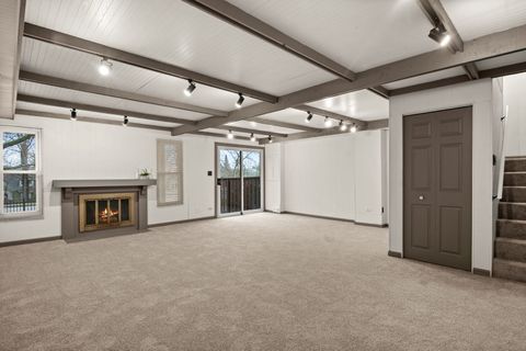 Tiny photo for 15 White Oak Circle, St. Charles, IL 60174 (MLS # 12592753)