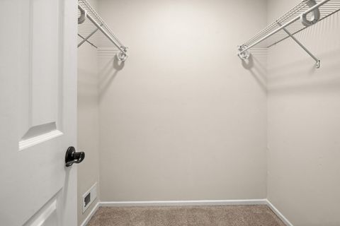 Tiny photo for 15 White Oak Circle, St. Charles, IL 60174 (MLS # 12592753)