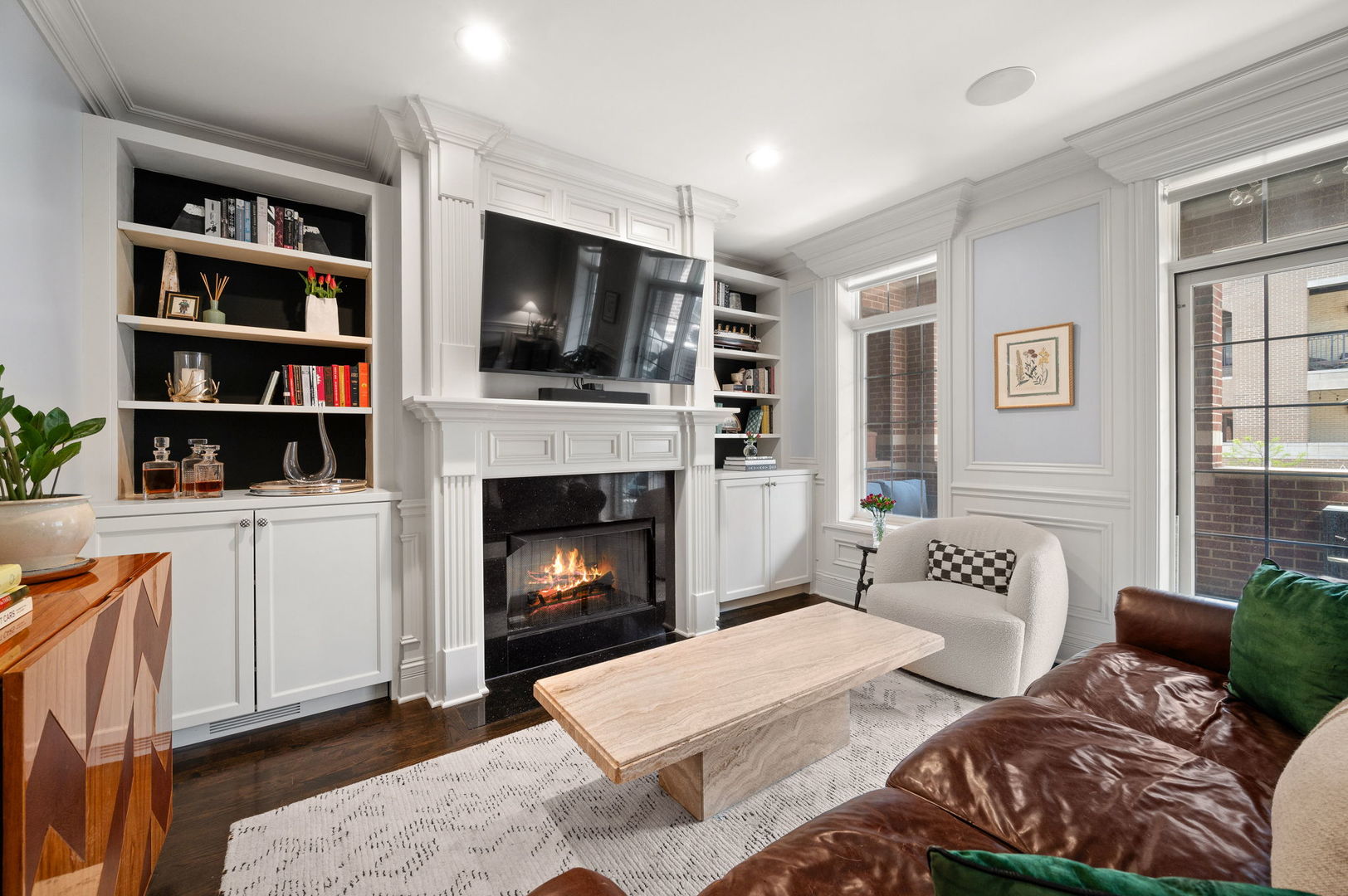 1420 W Belmont Avenue 2
