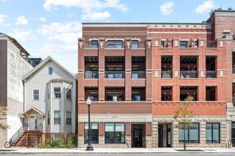 1420 W Belmont Avenue 2 Chicago IL 60657