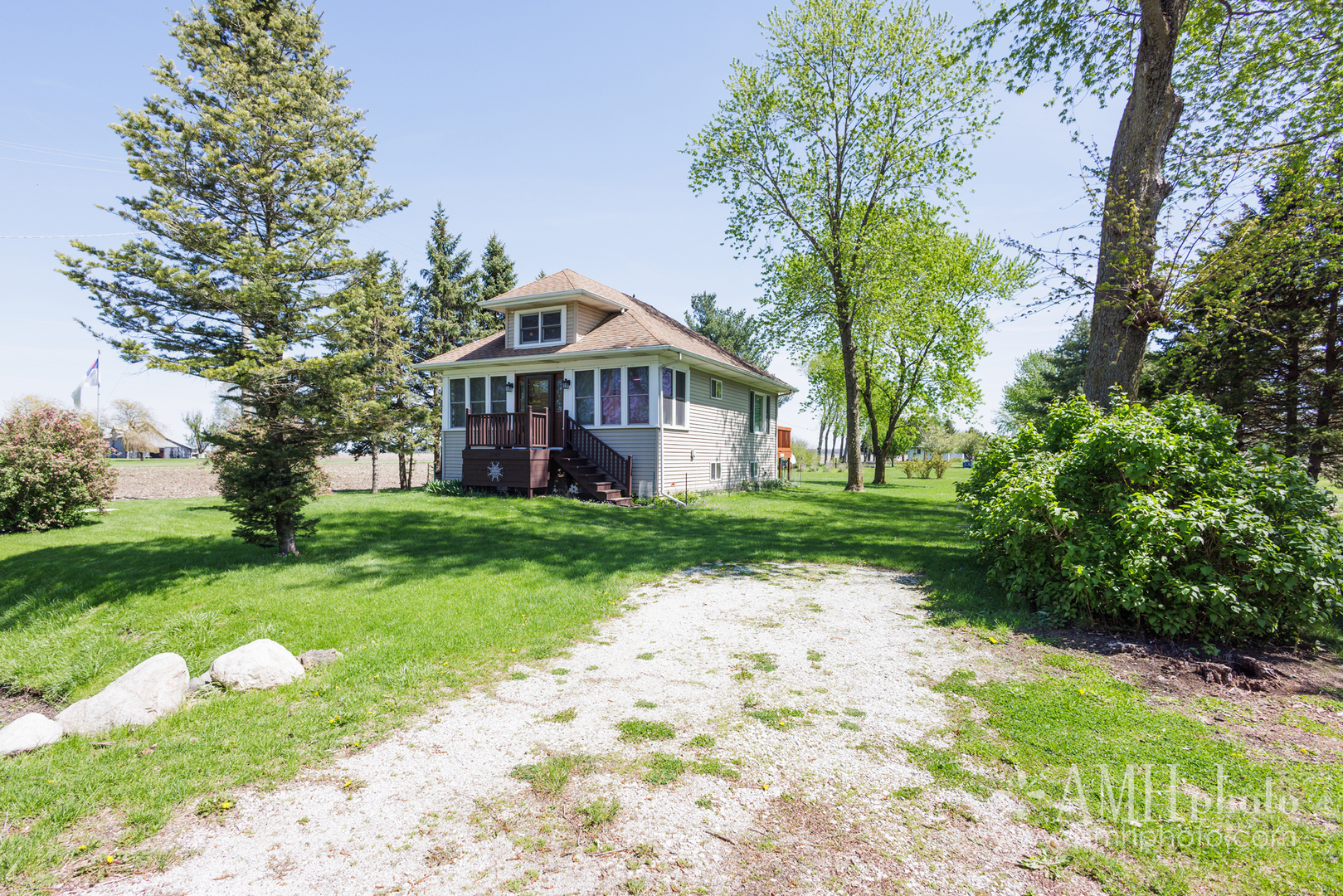 3743 S 8500 E Road
