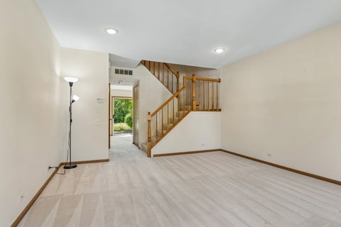 Tiny photo for 1651 College Green Drive, Elgin, IL 60123 (MLS # 12728657)