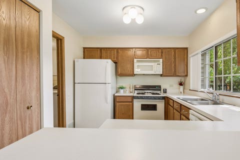 Tiny photo for 1651 College Green Drive, Elgin, IL 60123 (MLS # 12728657)