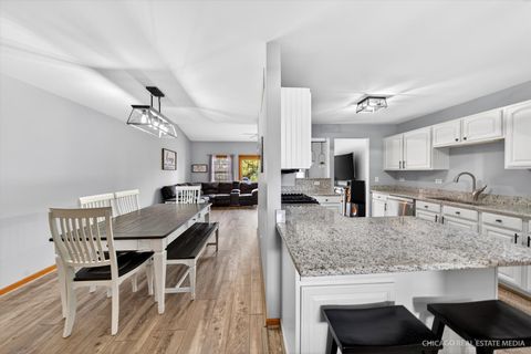 Tiny photo for 5802 Fieldstone Trail #5802, McHenry, IL 60050 (MLS # 12606312)