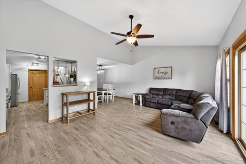 Tiny photo for 5802 Fieldstone Trail #5802, McHenry, IL 60050 (MLS # 12606312)