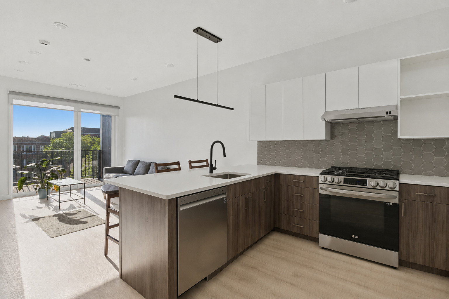 948 W Sunnyside Avenue 508