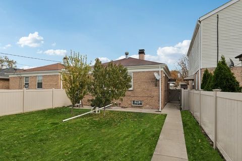 Tiny photo for 1034 31st Avenue, Bellwood, IL 60104 (MLS # 12515218)