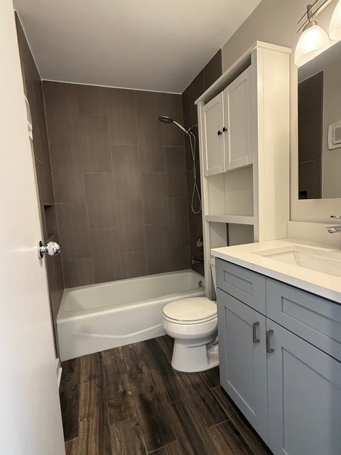Tiny photo for 9386 Bay Colony Drive #3S, Des Plaines, IL 60016 (MLS # 12784607)