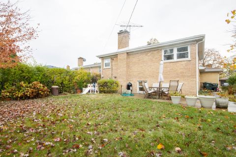 A home in Lincolnwood