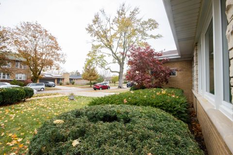 A home in Lincolnwood