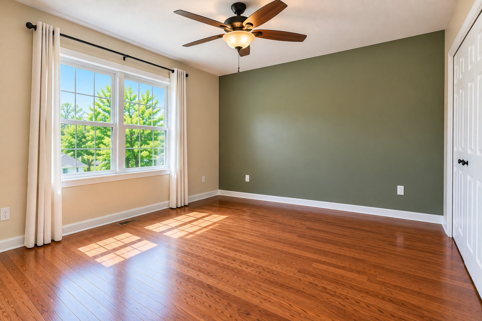2109 CAMDEN Lane 2109